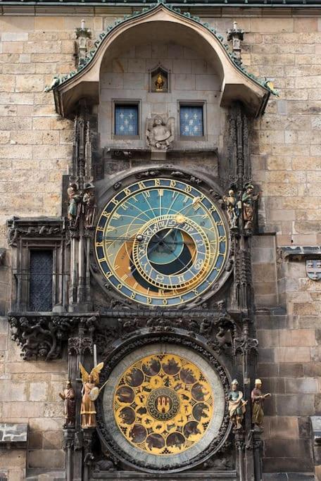 Ferienwohnung Old Town Herberghaus, 250M To Charles Bridge Prag Exterior foto